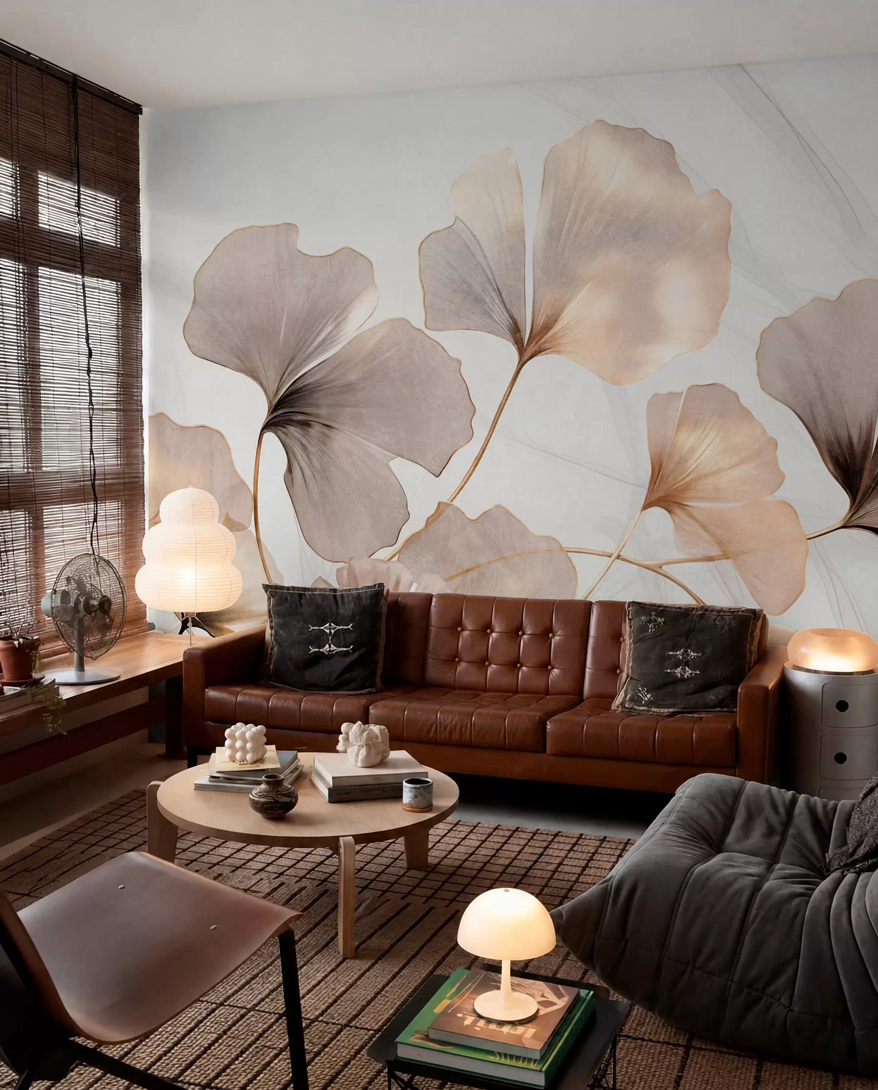 murales de pared Hojas de Ginkgo biloba en tonos beige, amarillo y marrón, delicado efecto de acuarela texturizada, fondo claro w09215