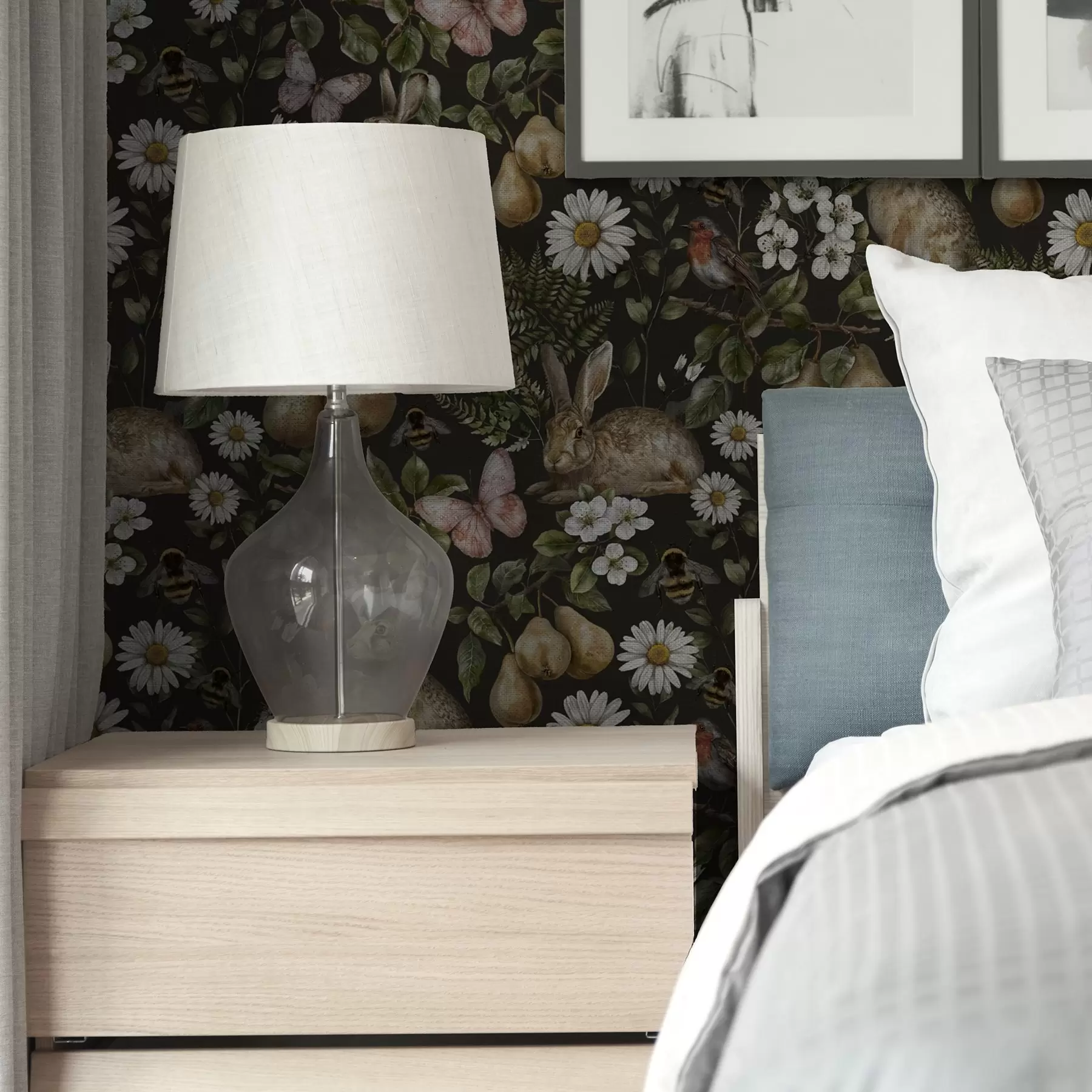 murales de pared Conejos, peras, flores e insectos realistas sobre fondo oscuro a00401