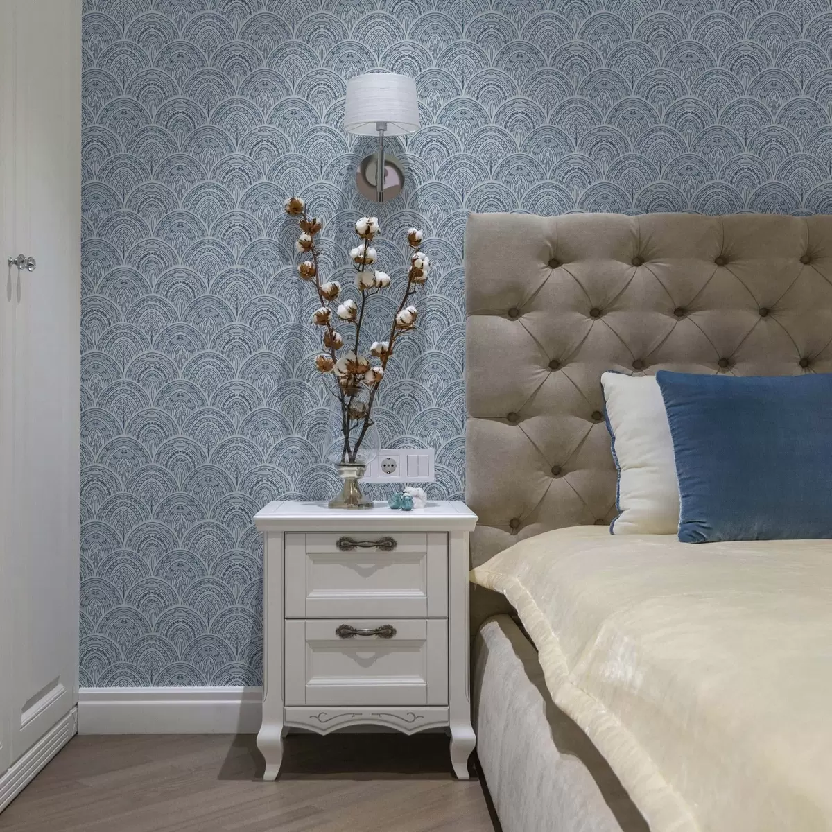 Papel pintado Adorno azul con arcos y motivos a00332