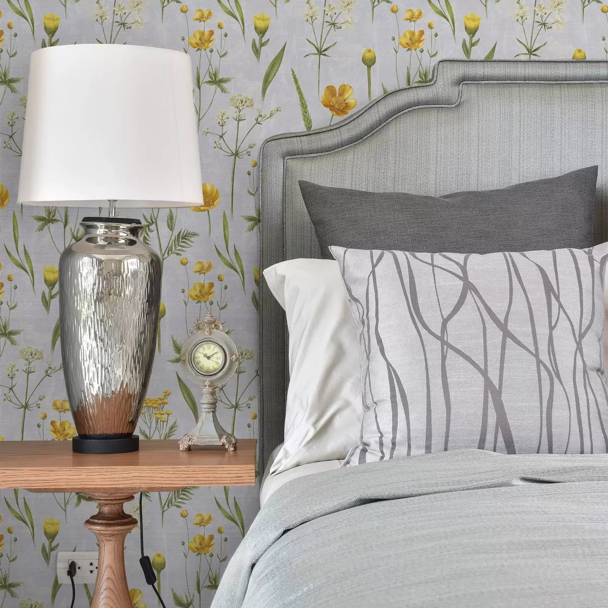 Papel pintado Flores amarillas y verdes sobre fondo gris claro a00472