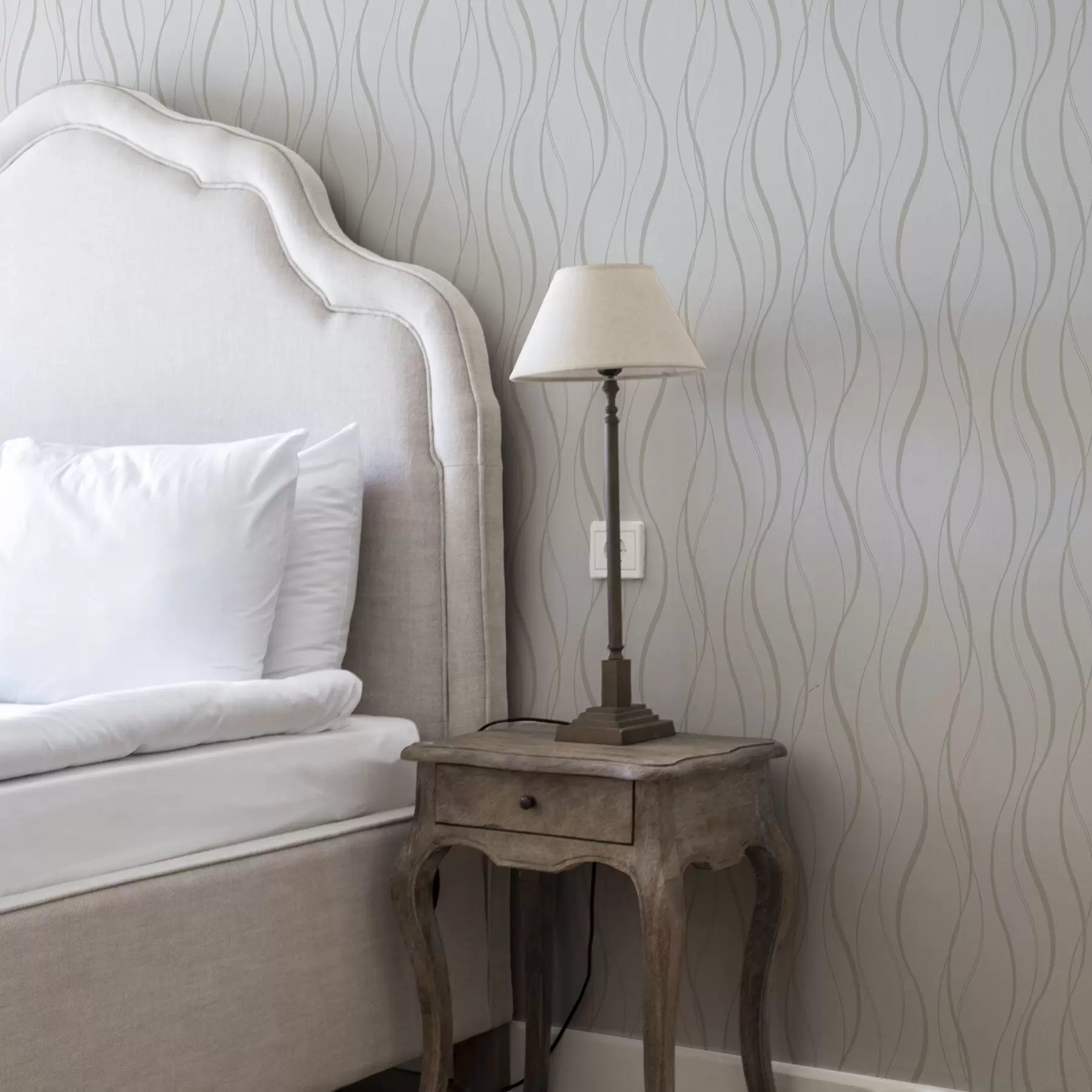 murales de pared Líneas abstractas onduladas de color beige sobre fondo blanco a00480