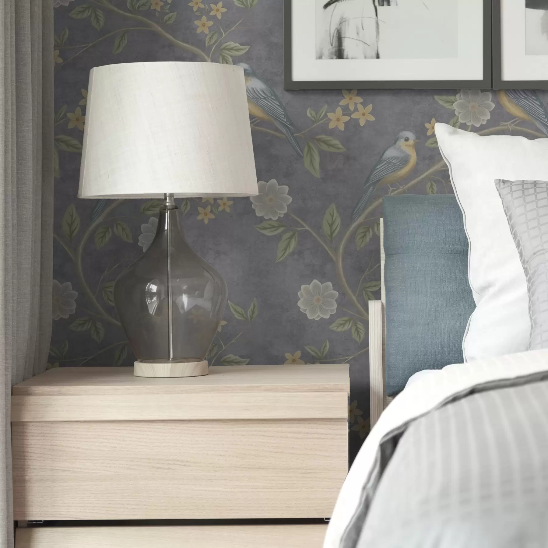 murales de pared Pájaros en ramas entre flores sobre fondo gris a00483