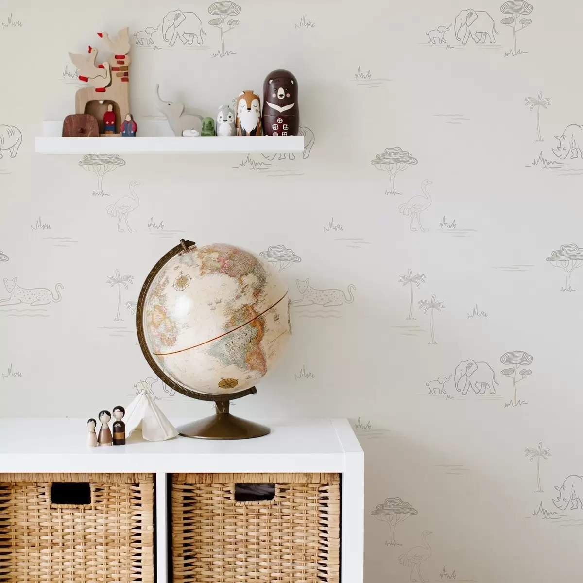 Papel pintado Safari minimalista: elefantes, rinocerontes, leopardos y palmeras a00492