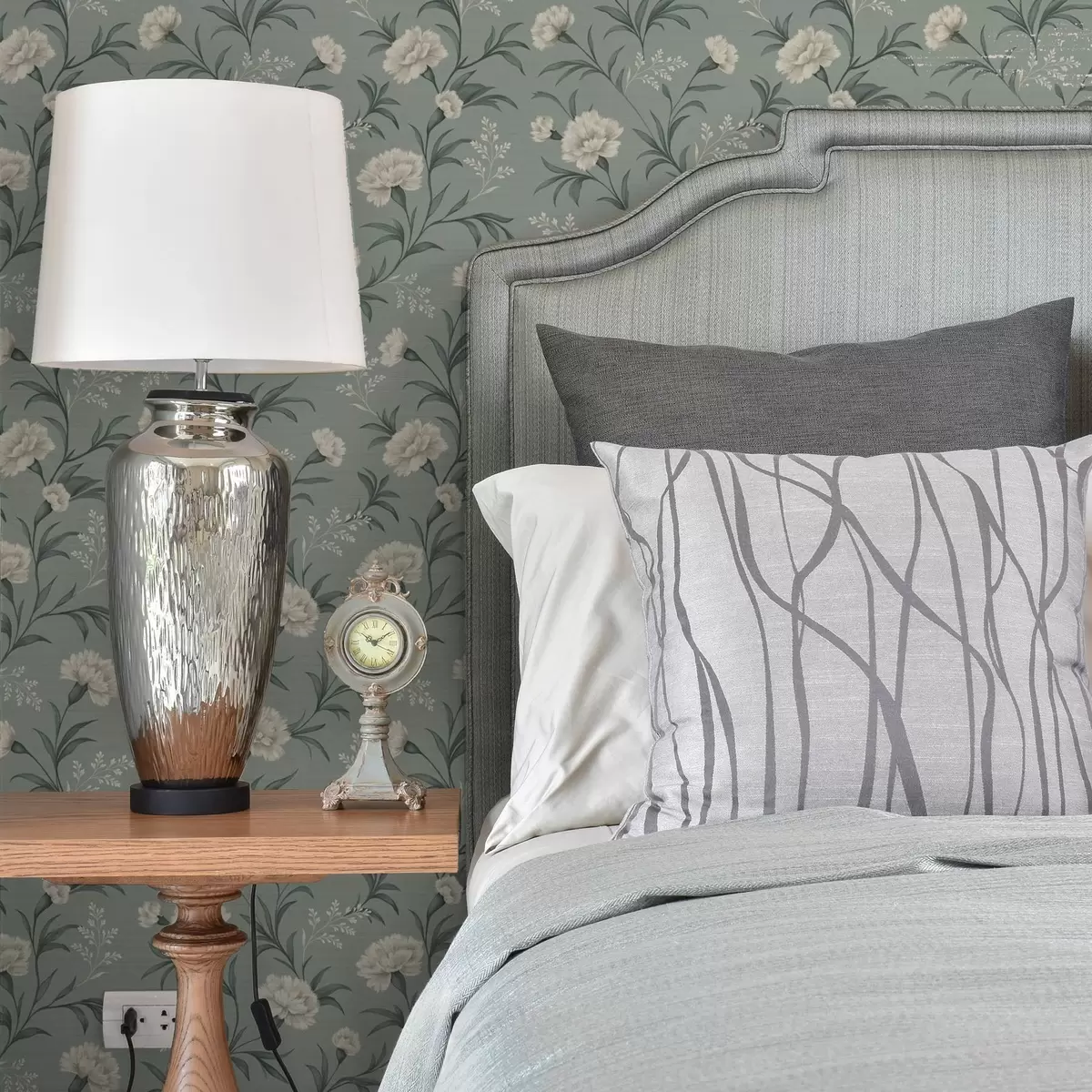 Papel pintado Claveles en polvo sobre fondo gris verdoso, estampado refinado a00610