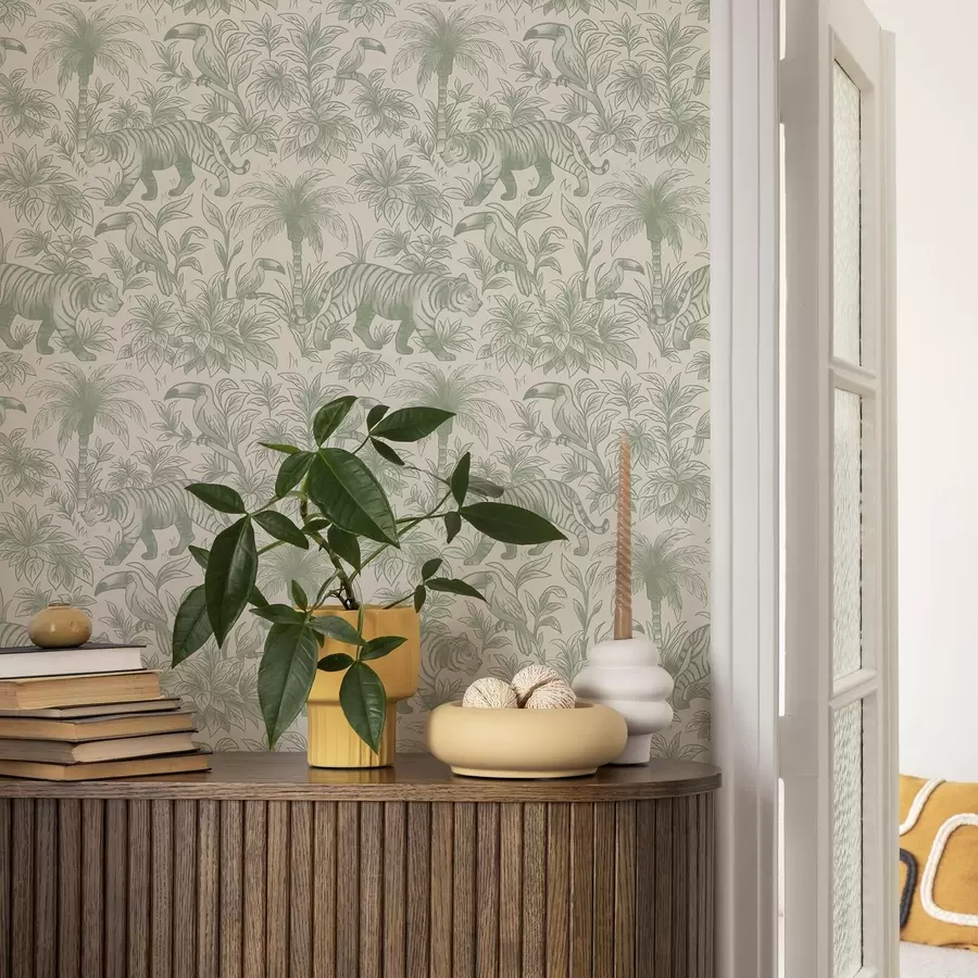 murales de pared Tigres y aves tropicales entre palmeras sobre un fondo claro a00711