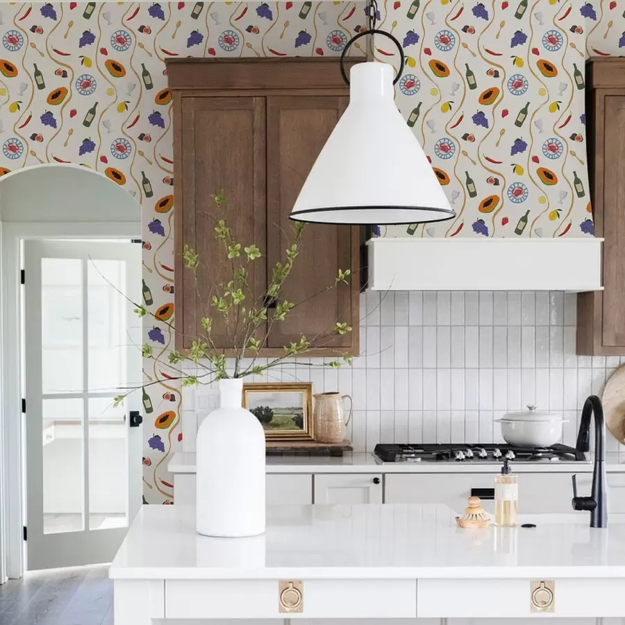 murales de pared Botellas, papaya, limones y especias sobre un fondo claro. a00802