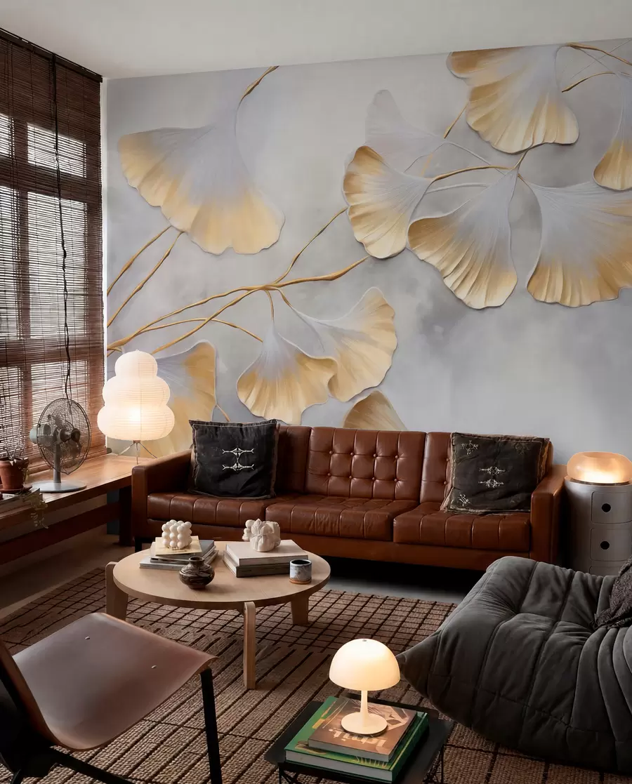 murales de pared Hojas de ginkgo biloba con bordes amarillos en una rama, fondo gris texturizado, diseño elegante y minimalista w09472