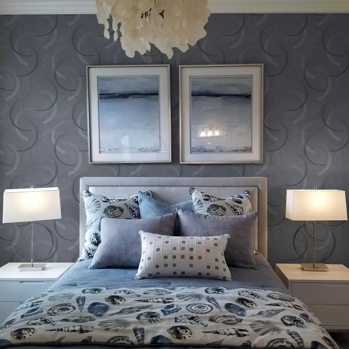 Papel pintado Medios círculos y círculos suaves en una fresca paleta de colores gris azulados. a00980