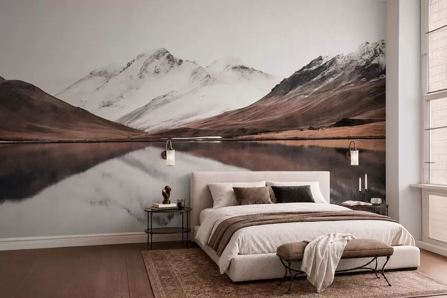murales de pared Cumbres nevadas y un lago tranquilo con un reflejo como un espejo w05816